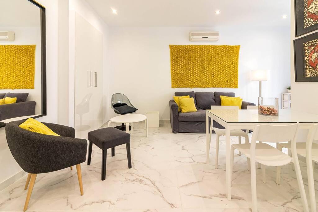 Arriola B Freshapartments Malaga Bagian luar foto